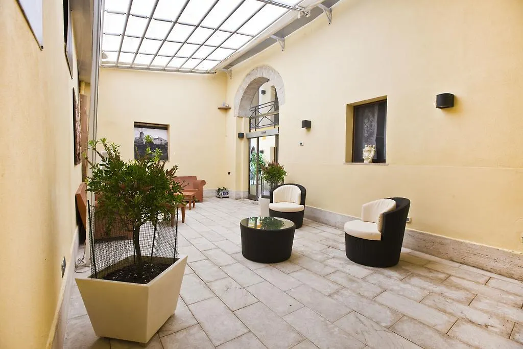Residence Cortile Merce Trapani 2*,