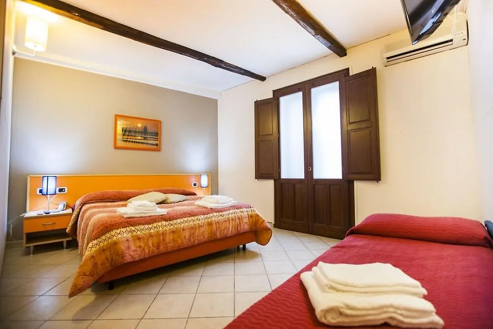 Residence Cortile Merce Trapani Aparthotel